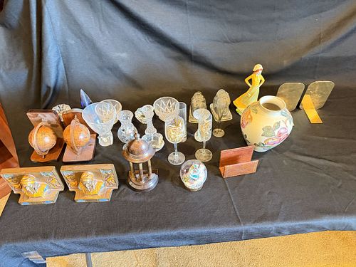 Lot #37 (1 of 9)