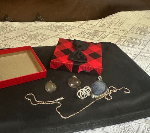 Lot #40 (1 of 11)