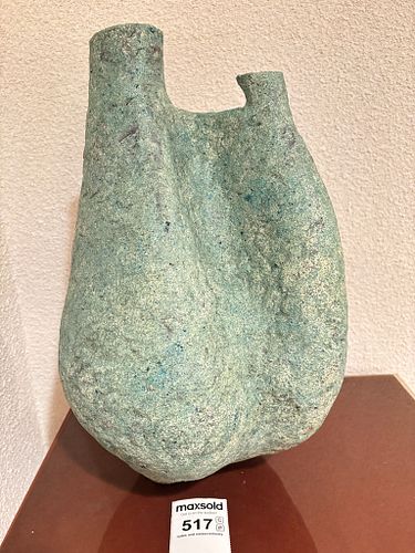 Lot #517 (1 of 9)