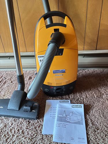 Lot #610 (1 of 10)