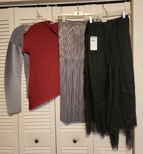 Lot #582 (1 of 12)