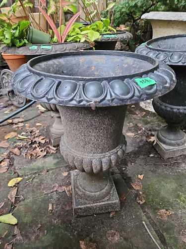 Lot #256 (1 of 9)