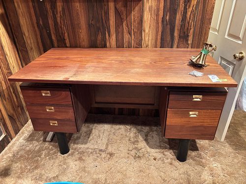 Lot #48 (1 of 10)