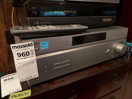 Lot #960 (1 of 8)