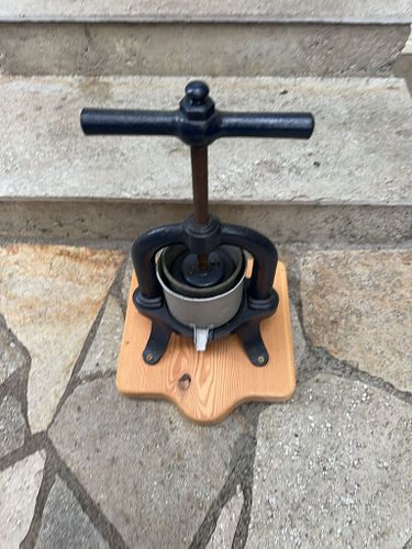 Lot #151 (1 of 5)