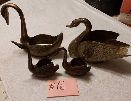 Lot #16 (1 of 7)