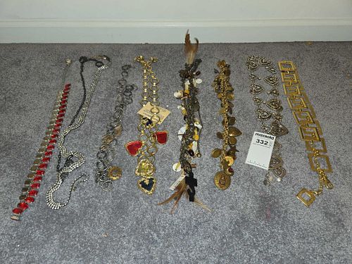 Lot #332 (1 of 13)