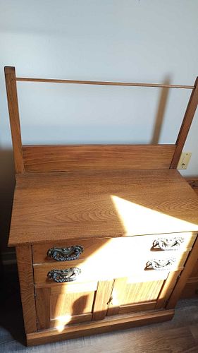 Lot #125 (1 of 8)
