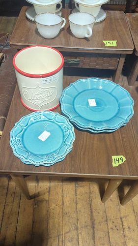 Lot #149 (1 of 3)