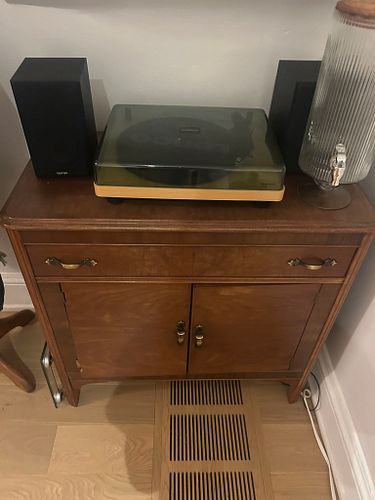 Lot #19 (1 of 8)