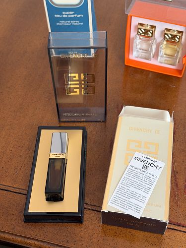 Lot #213 (1 of 4)