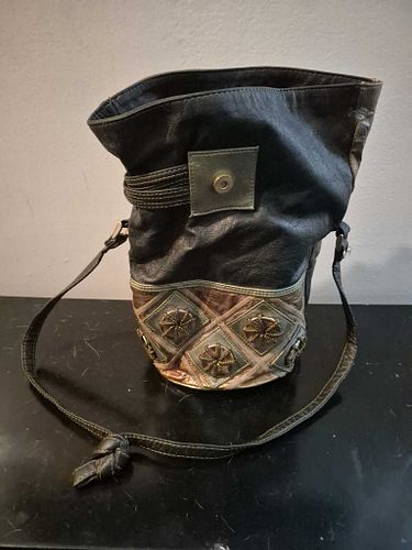 Lot #49 (1 of 9)