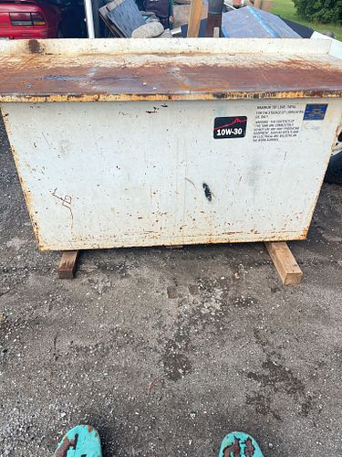 Lot #28 (1 of 3)