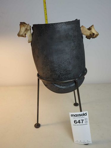 Lot #647 (1 of 8)