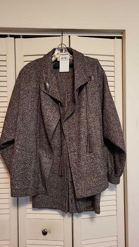 Lot #676 (1 of 11)