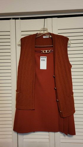 Lot #698 (1 of 12)