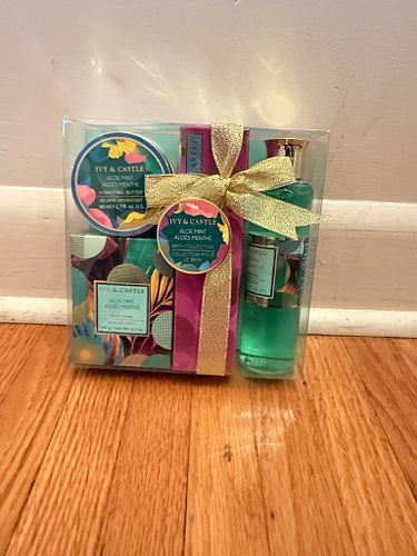 Lot #49 (1 of 5)