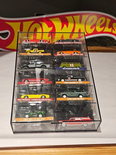 Lot #63 (1 of 7)
