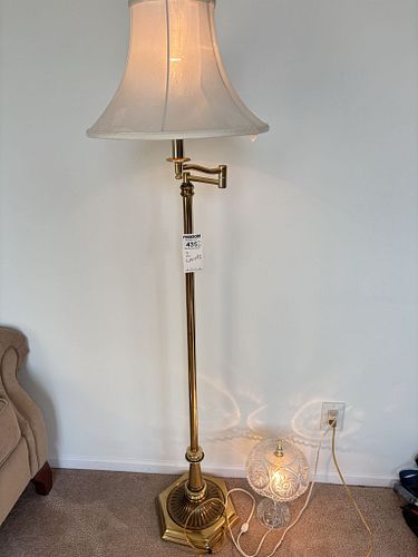Lot #435 (1 of 4)