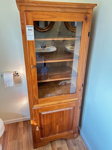 Lot #426 (1 of 8)