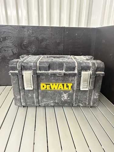 Lot #19 (1 of 6)