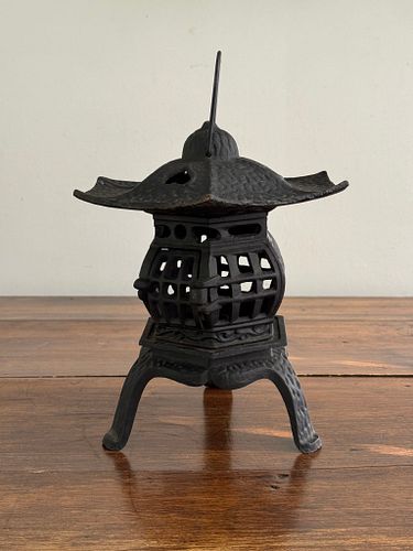 Lot #152 (1 of 8)