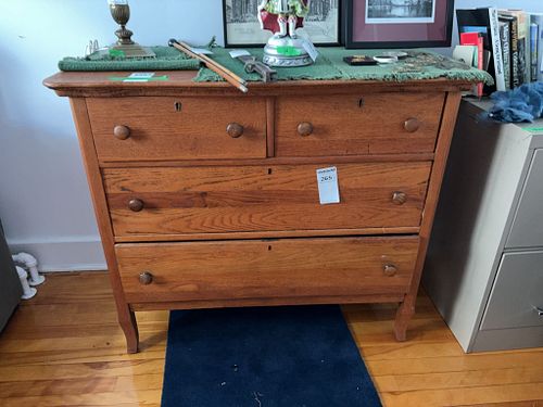 Lot #259 (1 of 11)