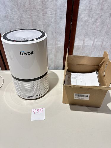 Lot #435 (1 of 7)