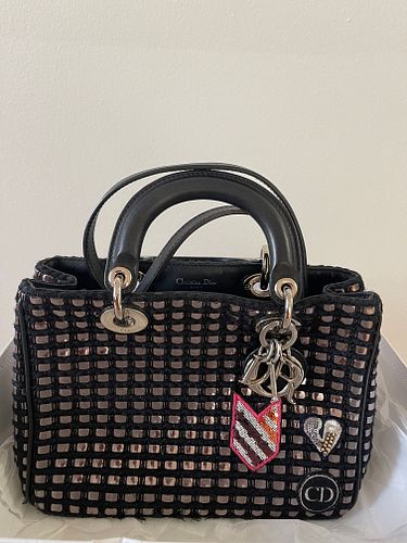 Lot #21 (1 of 9)