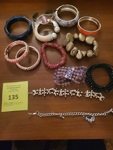 Lot #135 (1 of 7)