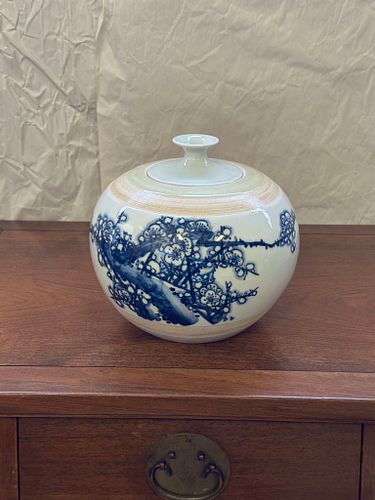 Lot #17 (1 of 8)