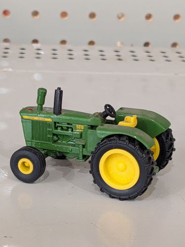 Lot #62 (1 of 7)
