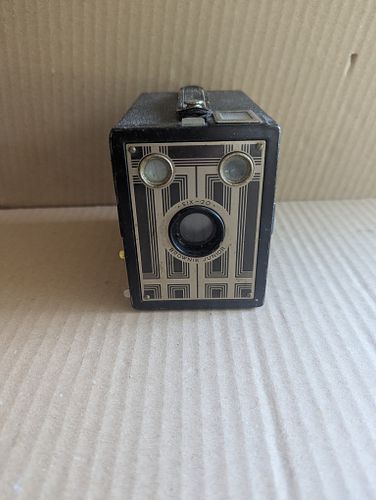 Lot #389 (1 of 5)