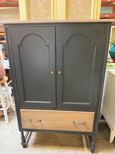 Lot #48 (1 of 11)