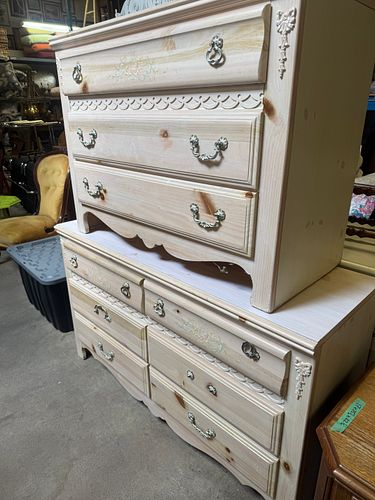Lot #49 (1 of 9)