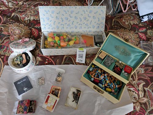 Lot #124 (1 of 6)