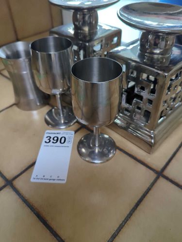 Lot #390 (1 of 8)