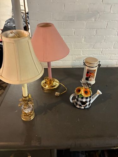 Lot #47 (1 of 5)
