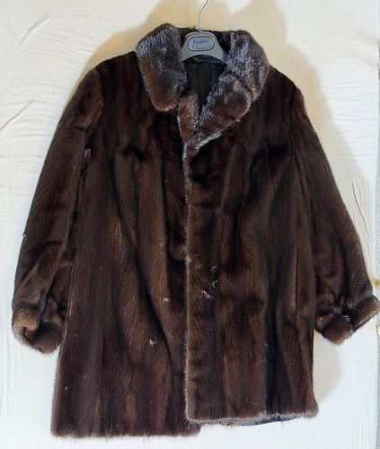 Lot #557 (1 of 11)