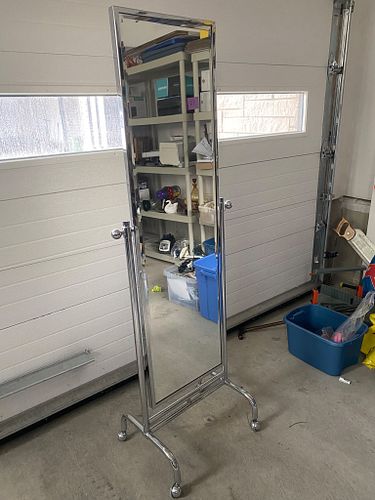 Lot #51 (1 of 5)