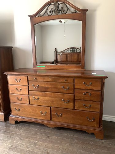 Lot #564 (1 of 14)