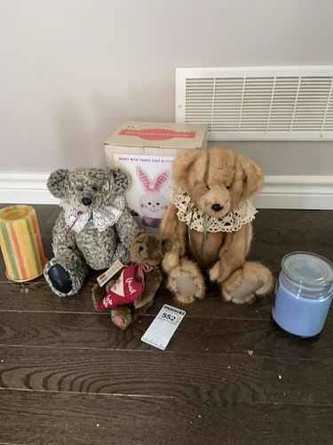 Lot #552 (1 of 6)