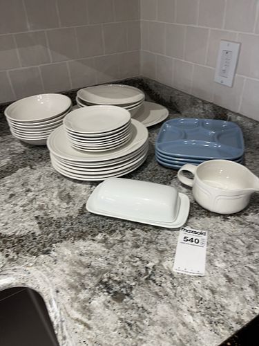 Lot #540 (1 of 8)