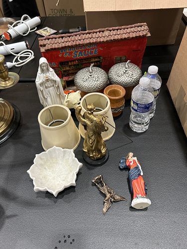 Lot #218 (1 of 4)