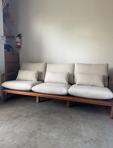Lot #7 (1 of 5)