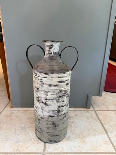 Lot #9 (1 of 5)