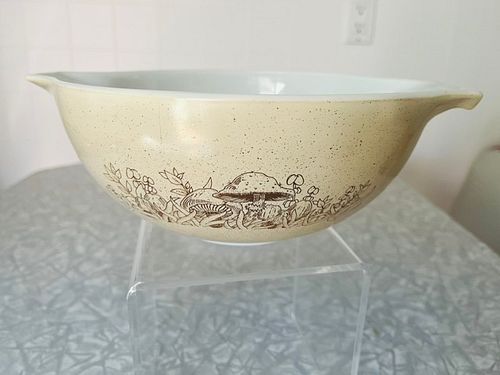Lot #32 (1 of 4)