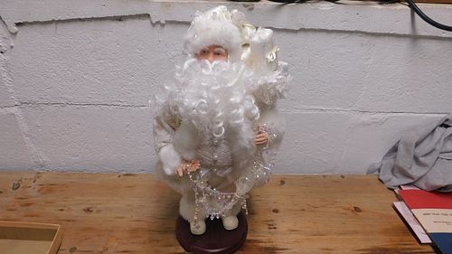 Lot #30 (1 of 3)