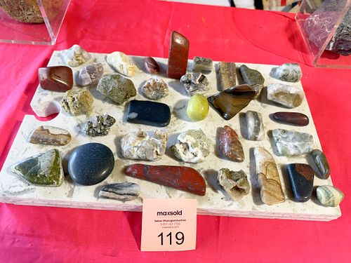 Lot #119 (1 of 4)
