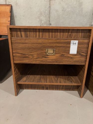 Lot #184 (1 of 8)